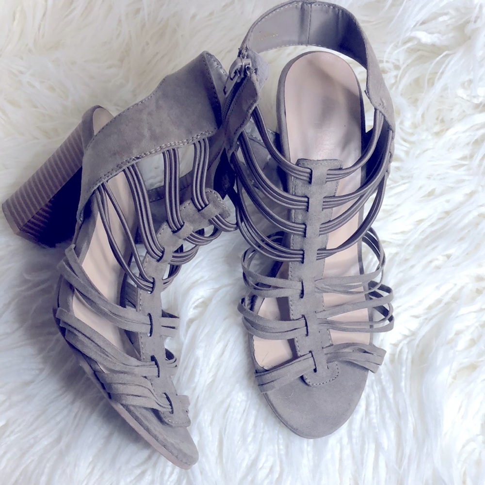 DONATED ♻️👋🏽 - Picture 2 of 2